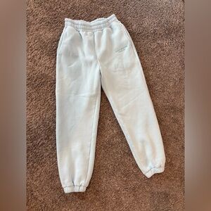 Women’s baby blue Comfrt sweatpants, pastel edit, brand new